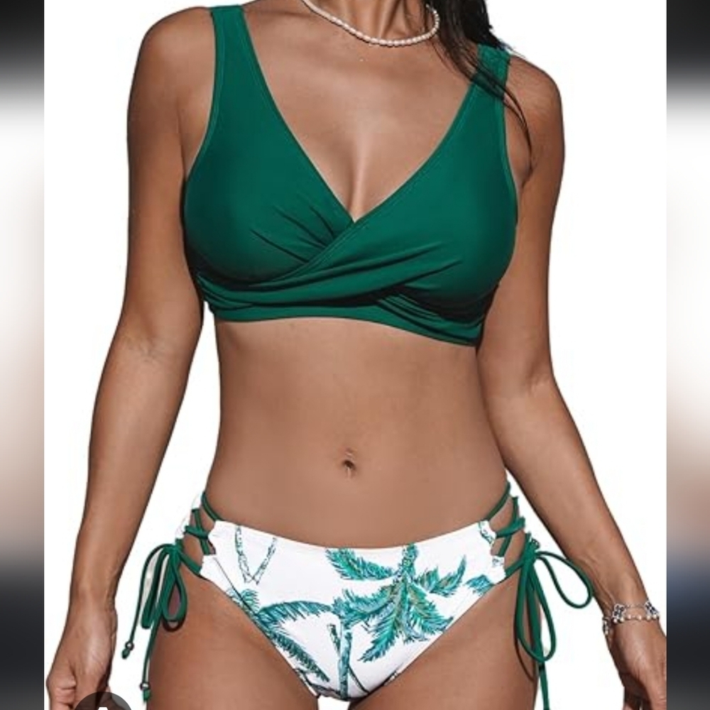 NWT Cupshe 2pc Bikini Swimsuit Green + White Palm Sz Medium